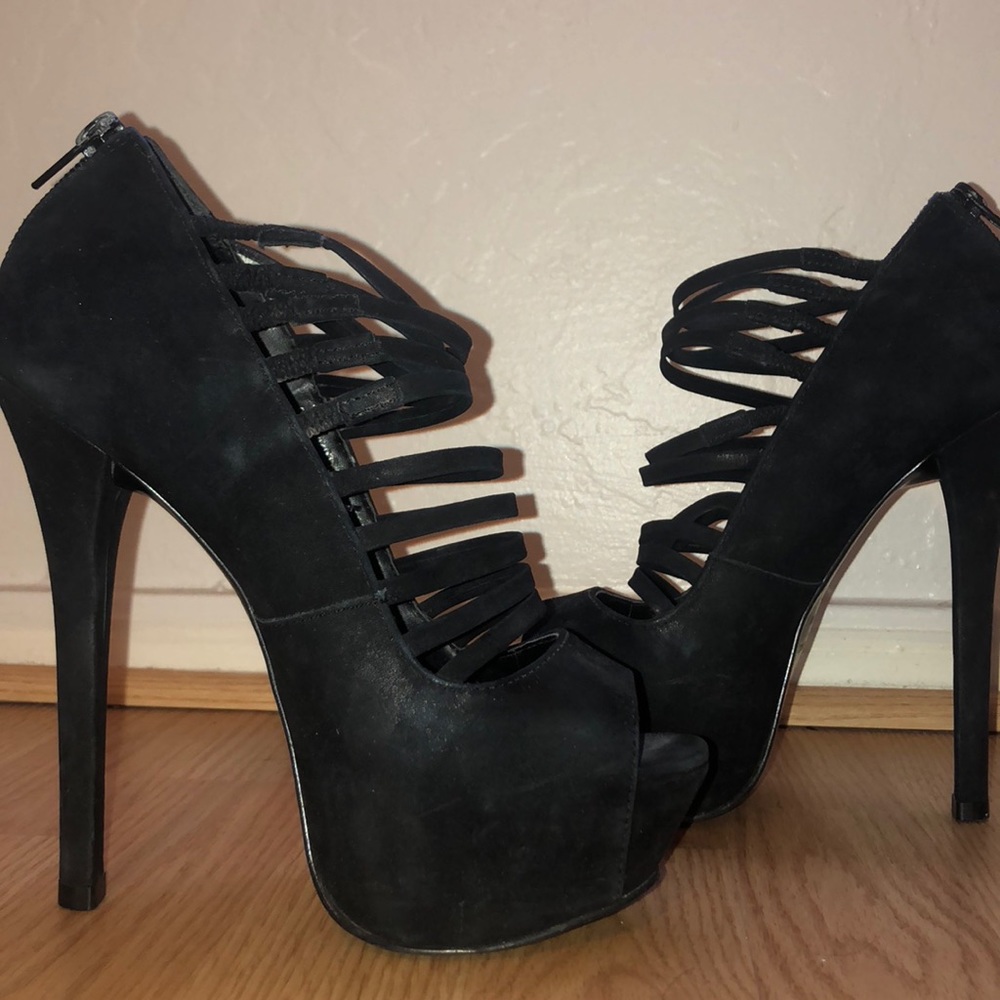 Steve Madden Suede Heels